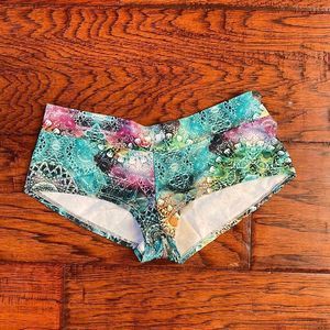 Trippy Rave Psychedelic Booty Shorts Size Medium